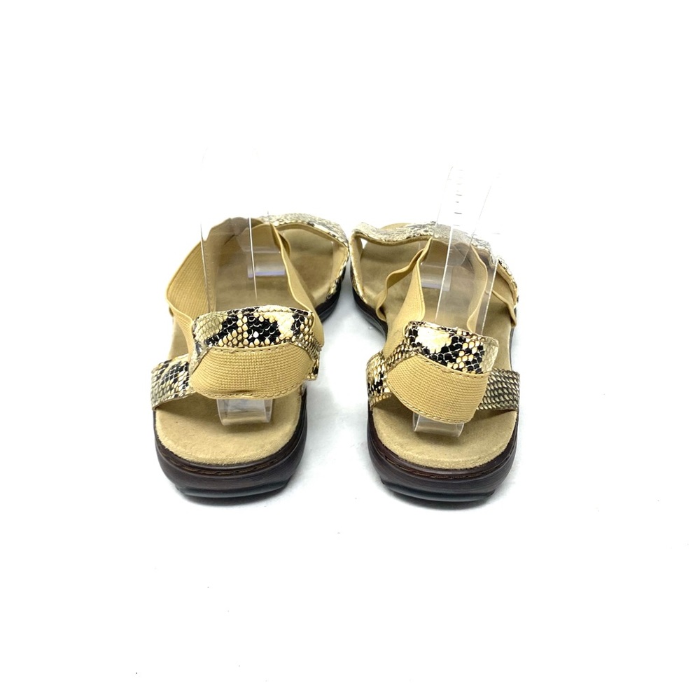 Trotters Sandals - Picture 6 of 7